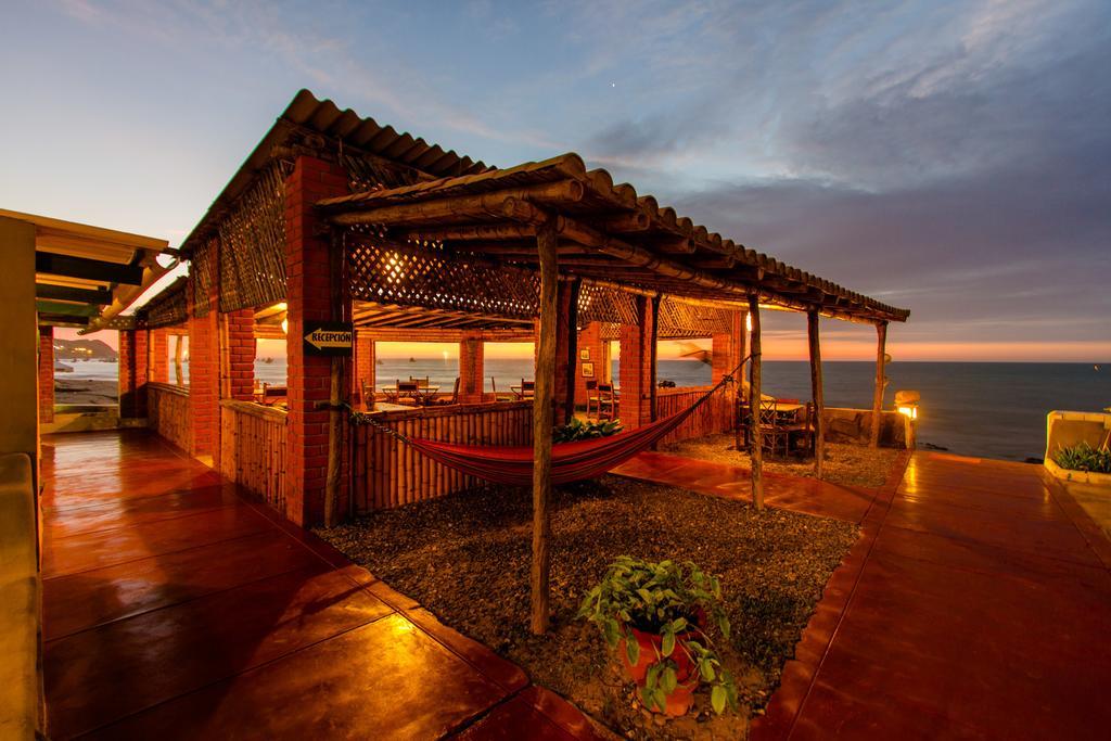 Punta Ballenas Mancora Lodge Exteriör bild