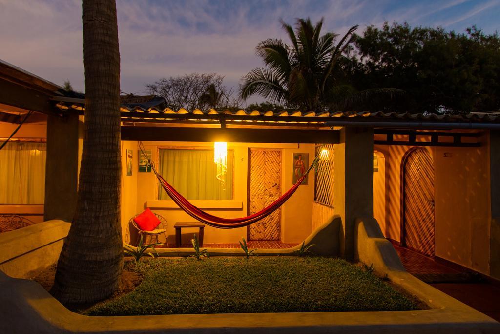 Punta Ballenas Mancora Lodge Exteriör bild